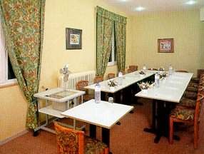 Logis L'escargotiere Dijon Sud - Hotel 3*